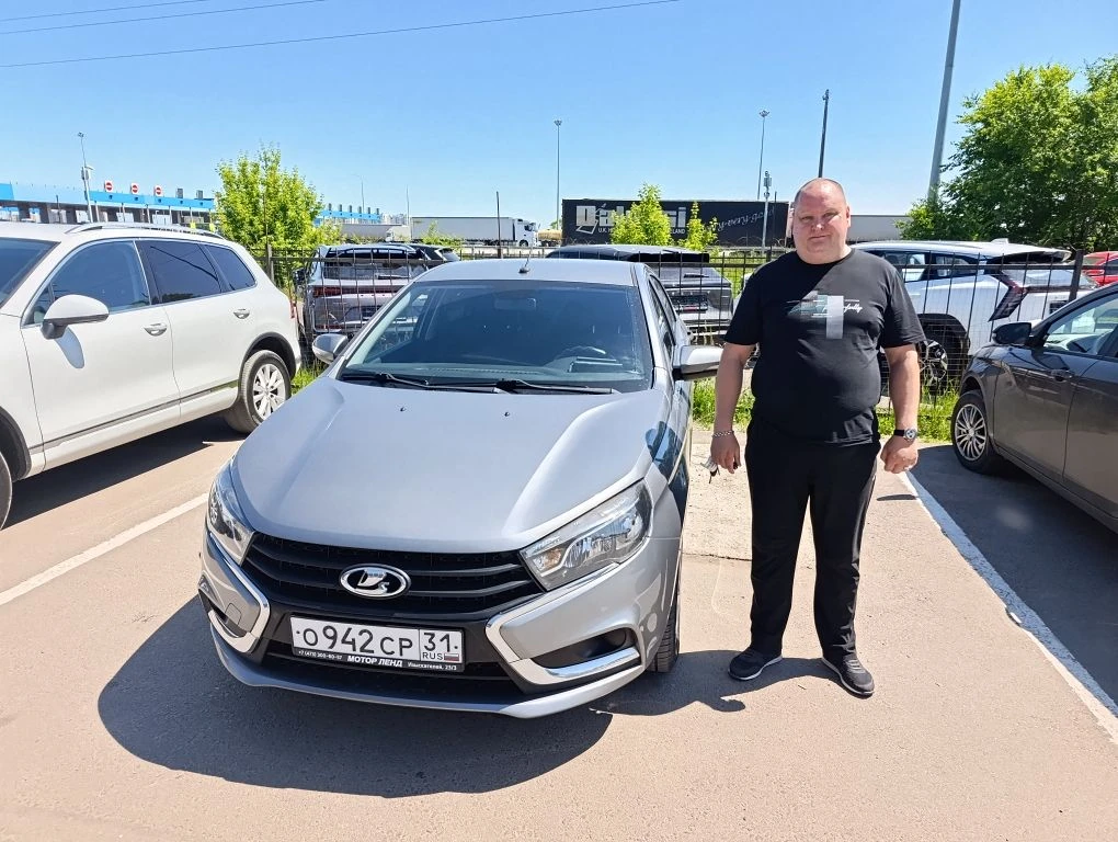 Lada Vesta — авто для семьи: просторный салон, экономичный мотор и надёжная платформа