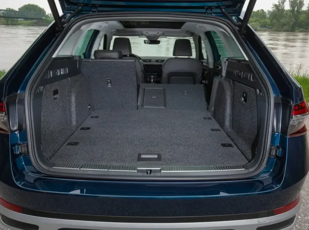 Skoda Superb III багажник