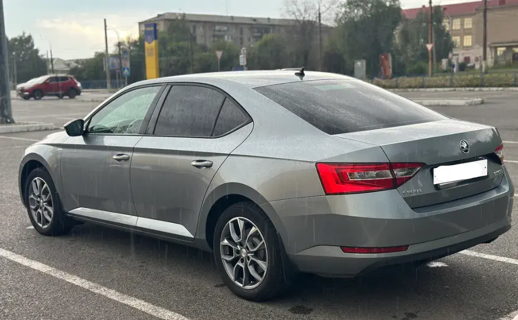 Skoda Superb III